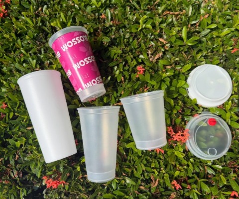 PP環保杯、PP塑膠杯、食品級PP杯、重複使用杯、可重複使用環保杯、客製化環保杯、企業環保杯、活動環保杯、12OZ環保杯、16OZ環保杯、700ML環保杯、PP飲料杯、塑膠環保杯、客製化塑膠杯、企業客製杯、活動紀念杯、無孔杯蓋、飲用孔杯蓋、環保杯製造商、PP杯製造商、塑膠射出製造商